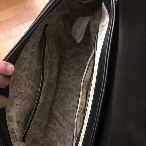 Simply Noelle buckle down Saddle bag in black - Picture 8 of 11